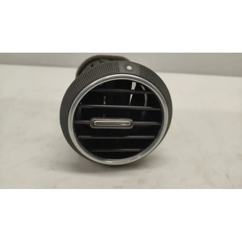 Grille aeration audi a3 8p