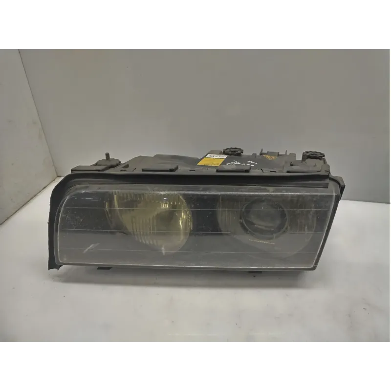 Phare gauche bmw serie 7 e38