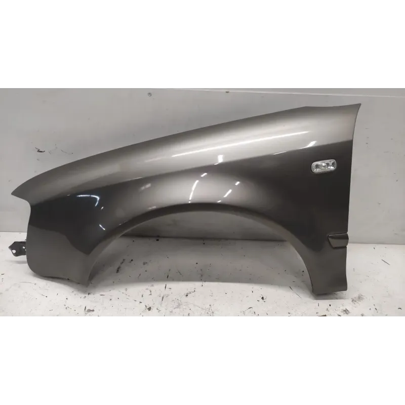 Aile avant gauche audi a4 8h