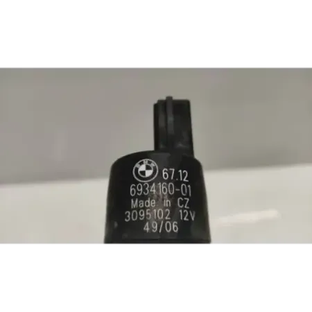 Pompe lave-glace avant bmw x5 e70