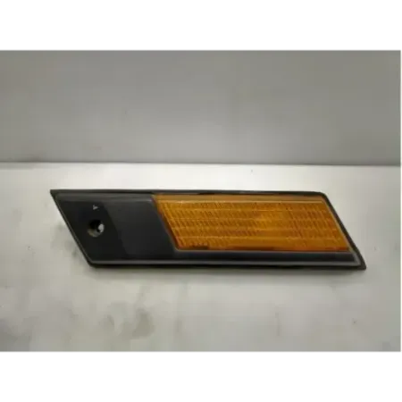 Repetiteur avant gauche bmw serie 3 e30