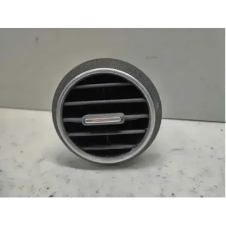 Grille aeration audi a3 8p
