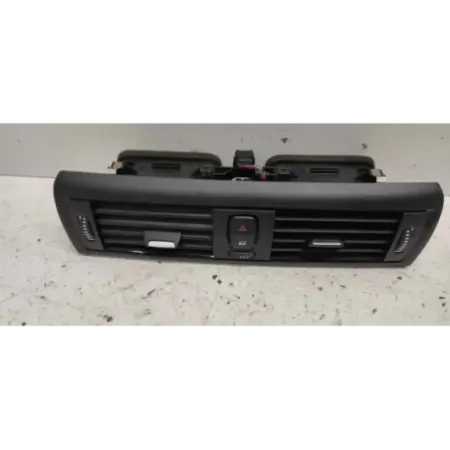 Grille aeration centrale avant bmw serie 1 f20/f21
