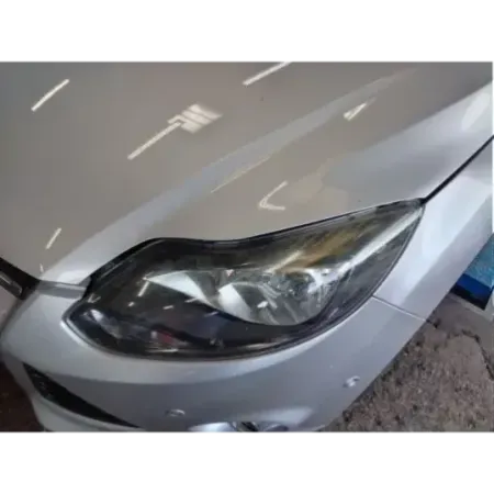 Phare gauche ford focus