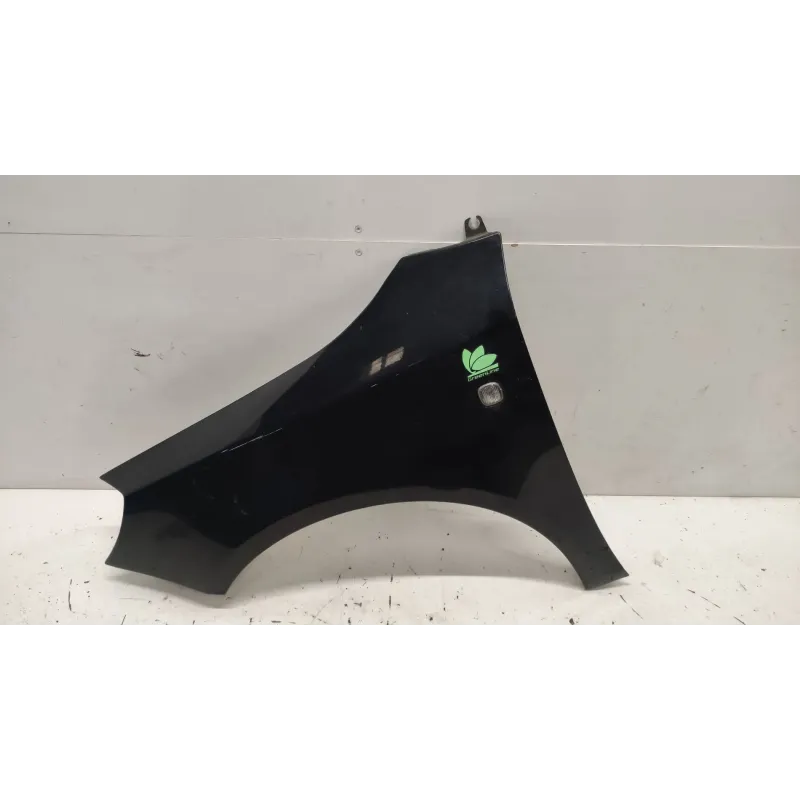 Aile avant gauche skoda fabia 2