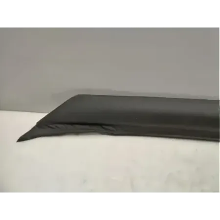 Montant de pare brise avant gauche bmw serie 3 e30