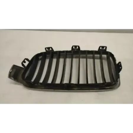 Calandre droit bmw serie 3 f30/f31