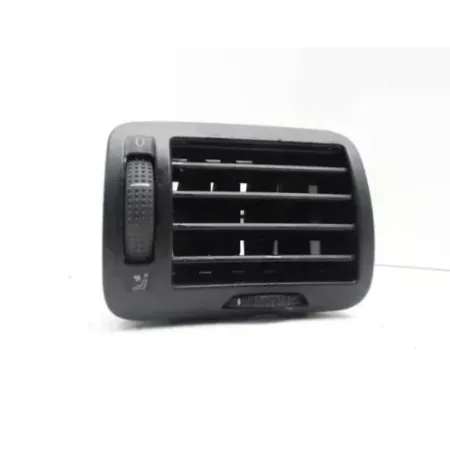 Grille aeration avant droite