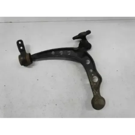 Bras inferieur avant gauche