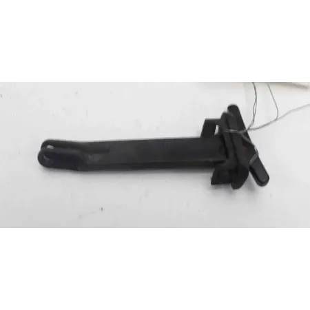 Poignee ouverture capot