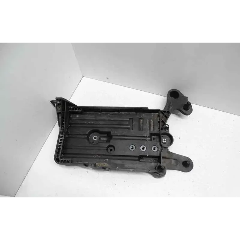 Bac a batterie volkswagen golf 7 vii