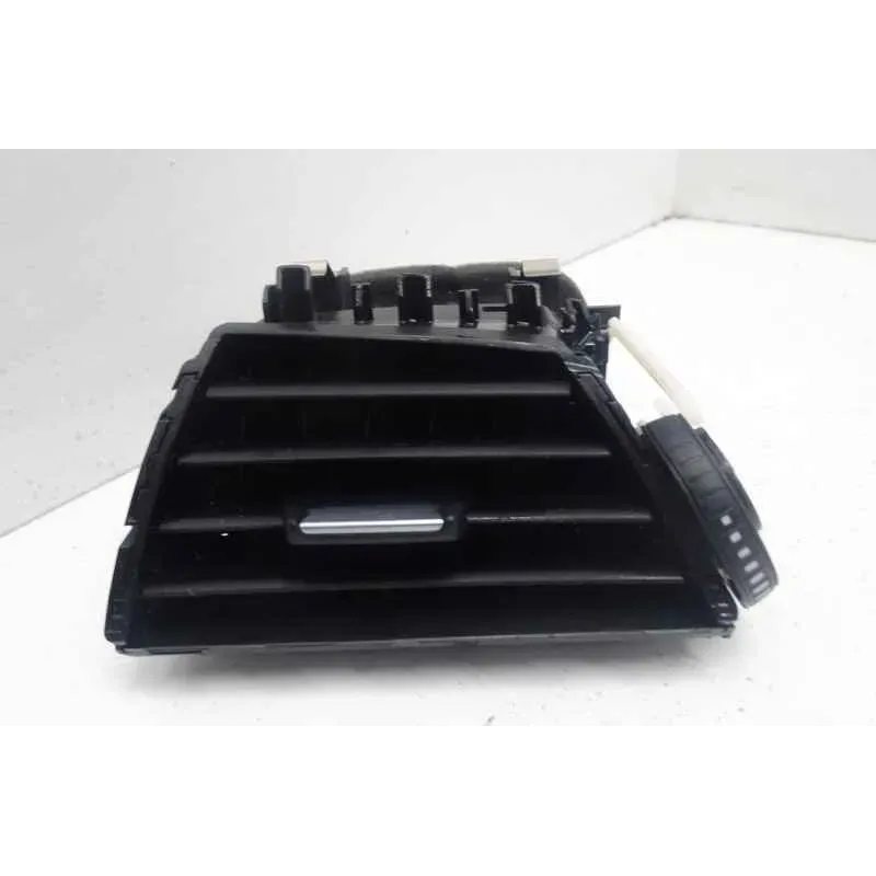 Grille aeration avant gauche bmw serie 1 f20/f21