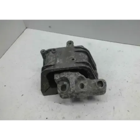 Silentbloc moteur avant droit audi a3 8p