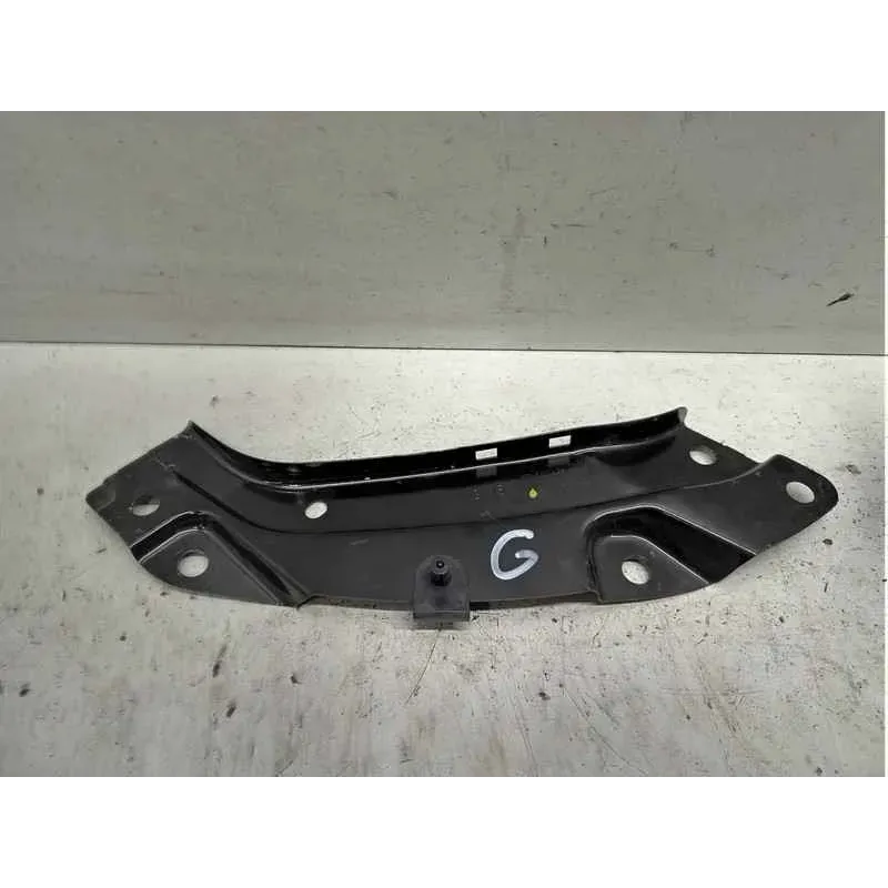 Support phare avant superieur gauche volkswagen polo 6r/6c