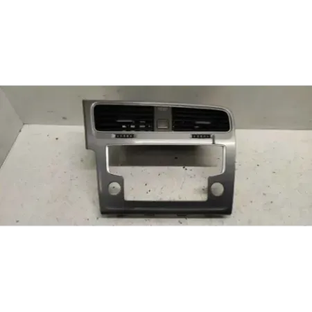 Grille aeration centrale avant volkswagen golf 7