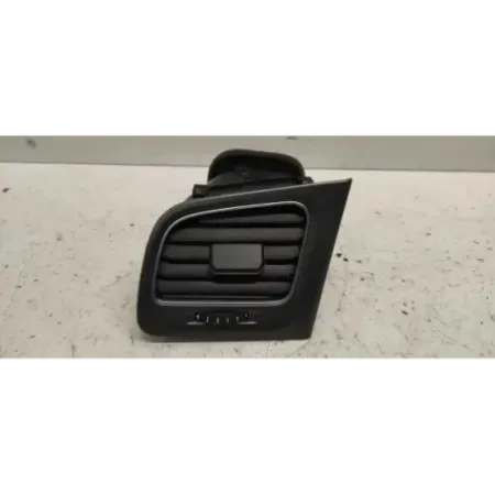 Grille aeration avant gauche volkswagen golf 7