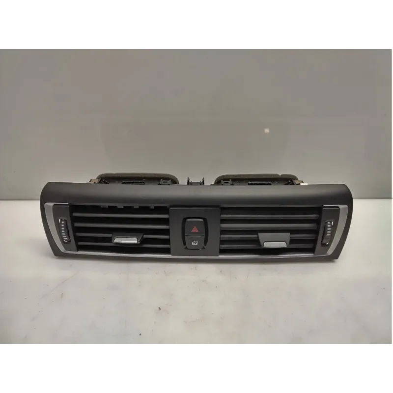 Grille aeration centrale avant bmw serie 1 f20/f21