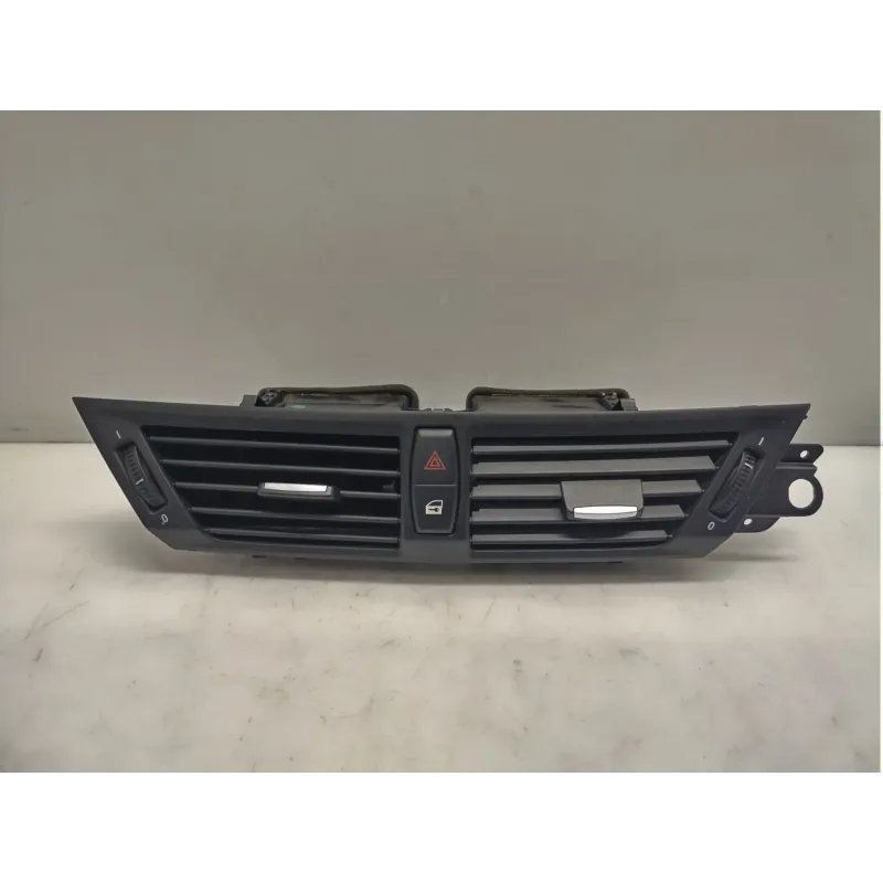 Grille aeration centrale avant bmw x1 e84