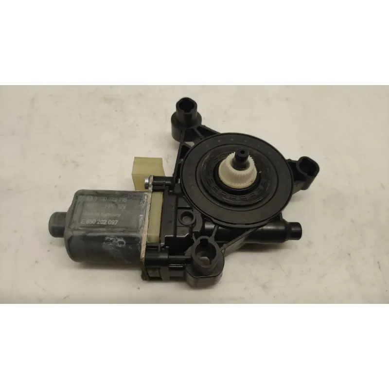 Moteur leve-glace avant droit volkswagen t-roc