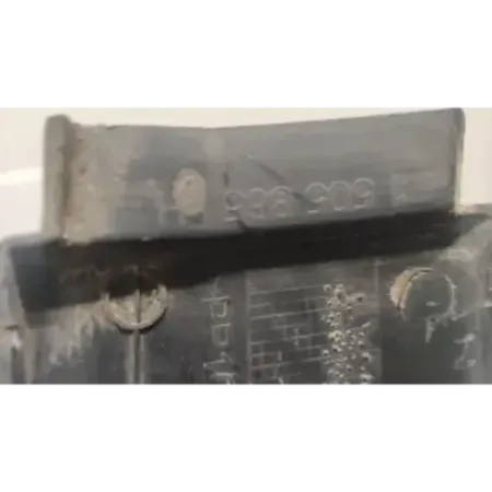 Elargisseur aile avant gauche mini r50