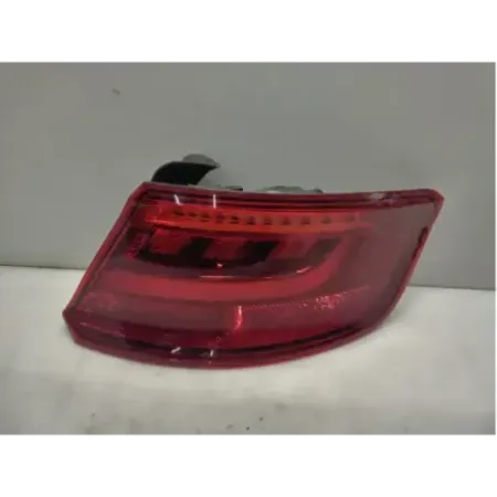 Feu arriere droit audi a3 8v