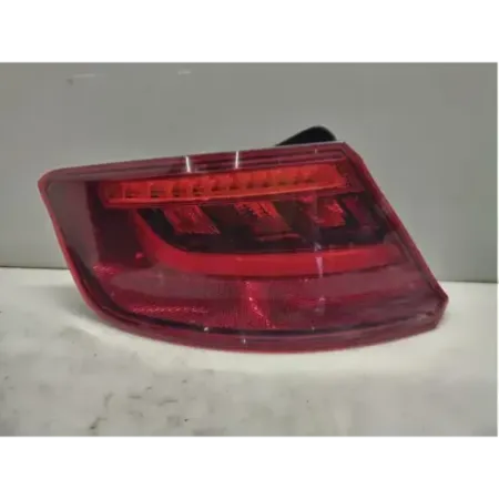 Feu arriere gauche audi a3 8v