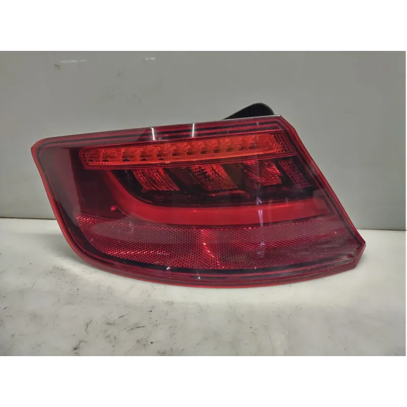Feu arriere gauche audi a3 8v