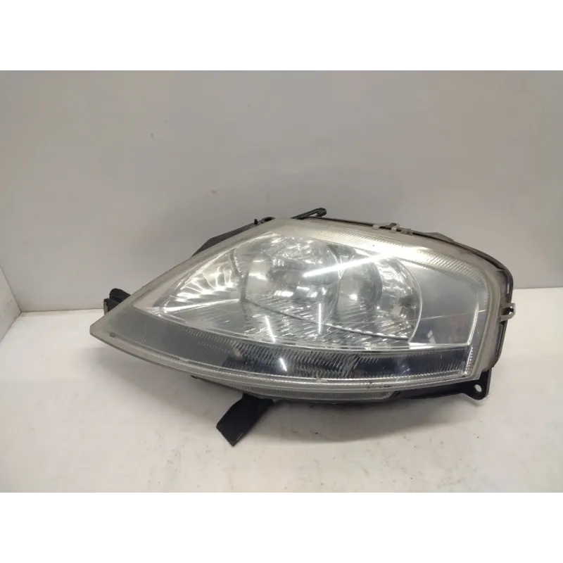 Phare gauche citroen c3