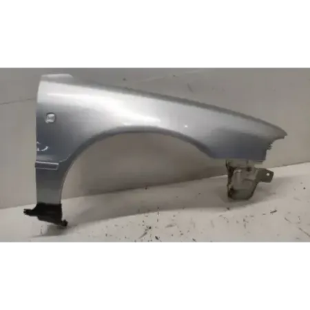 Aile avant droite audi a4 8d b5