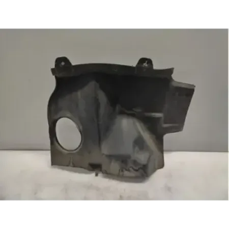 Couvercle boite phare gauche bmw serie 3 e30