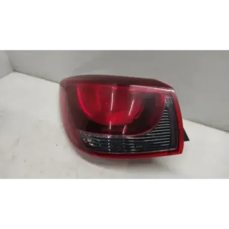 Feu arriere droit skoda fabia 2