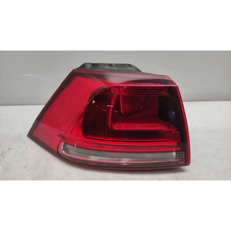 Feu arriere gauche volkswagen golf 7
