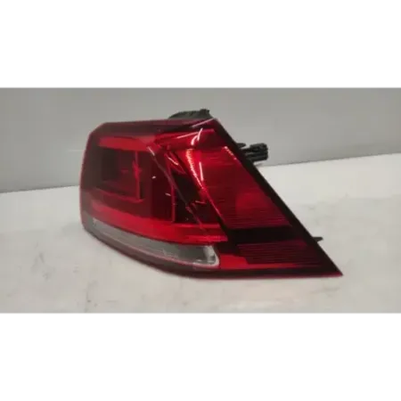 Feu arriere droit volkswagen golf 7