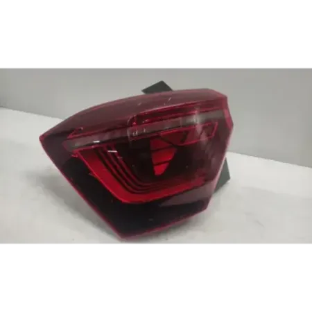 Feu arriere droit volkswagen polo aw