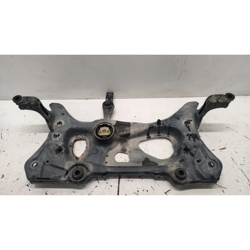 Berceau moteur volkswagen golf 7