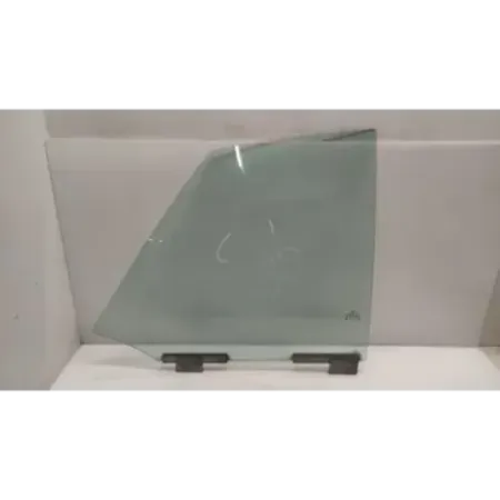 Glace custode droit volkswagen golf 1 i