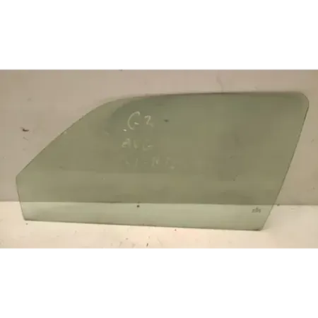 Glace porte avant gauche volkswagen golf 3 iii