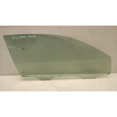 Glace porte avant droite volkswagen polo 9n iv