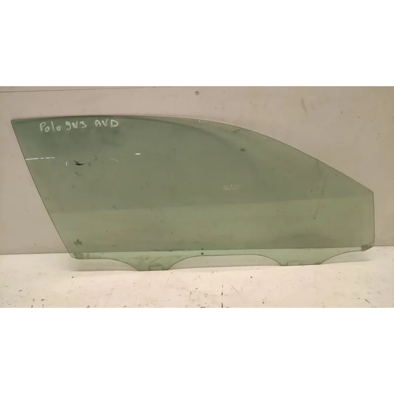 Glace porte avant droite volkswagen polo 9n iv