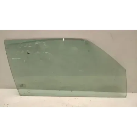 Glace porte avant droite volkswagen golf 3 iii