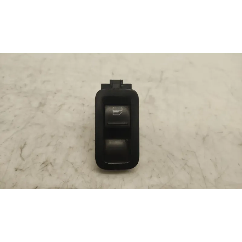 Commande leve-glace porte avant droit volkswagen polo 6r/6c