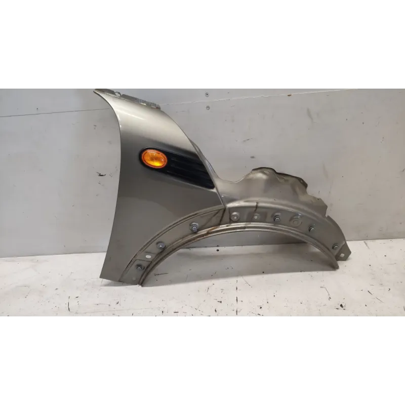 Aile avant droite mini r56