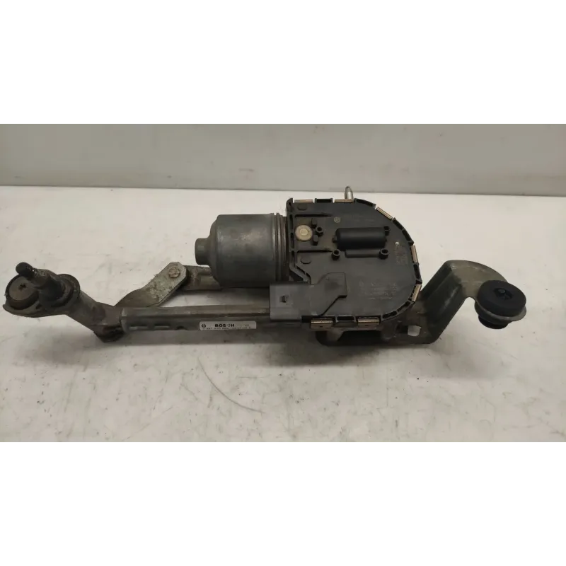 Moteur essuie-glace avant droit volkswagen golf plus