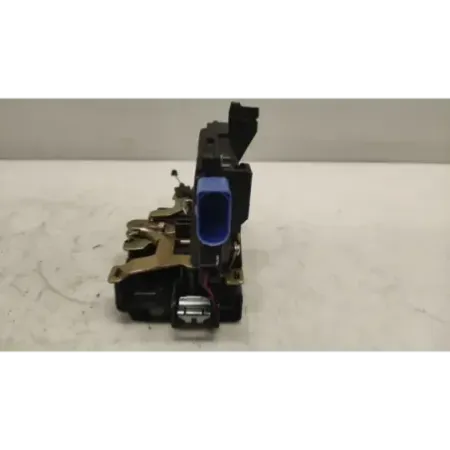Serrure porte avant droit volkswagen golf plus