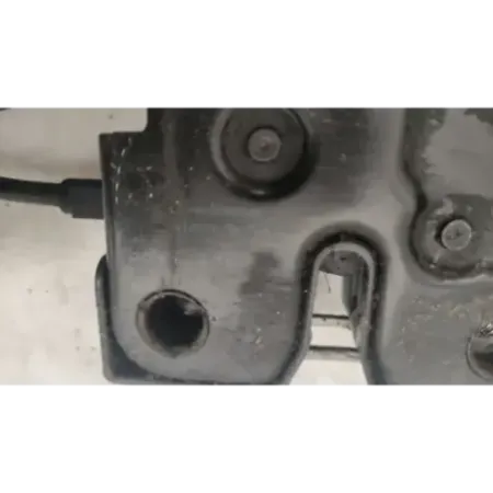 Serrure capot gauche audi a3 8p