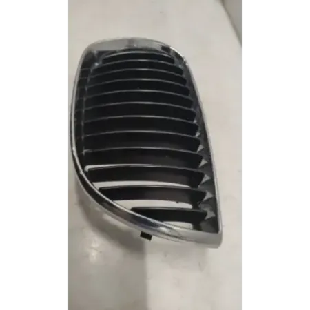 Calandre gauche bmw serie 1 e87/e81