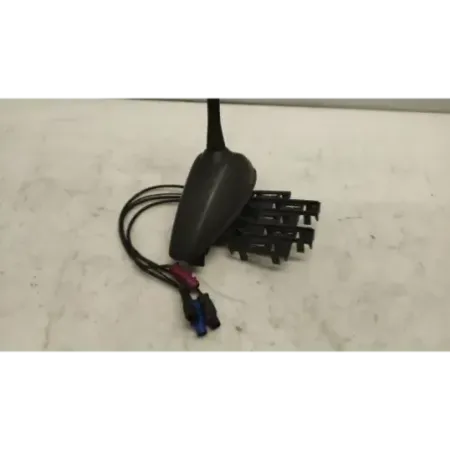Antenne bmw serie 1 e87/e81