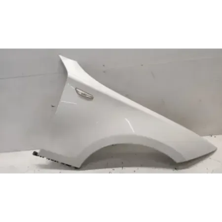 Aile avant droite bmw serie 1 e87/e81