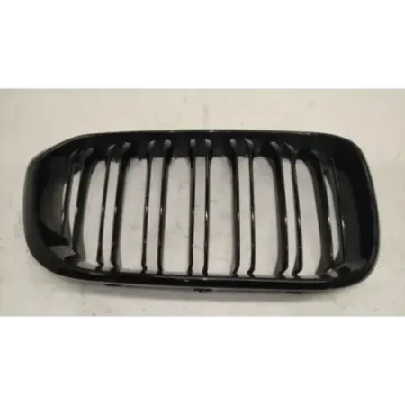Calandre droit bmw serie 1 f20/f21