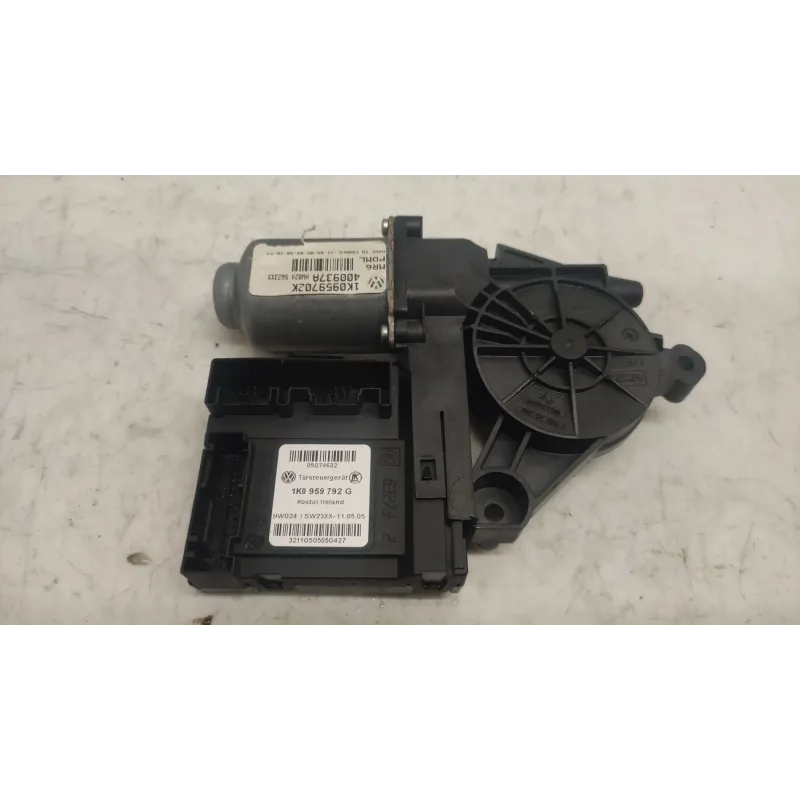 Moteur leve-glace avant droit volkswagen golf 5 v